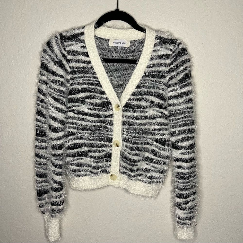 Willow & Wind cardigan sweater 🖤 super soft 🖤 XS